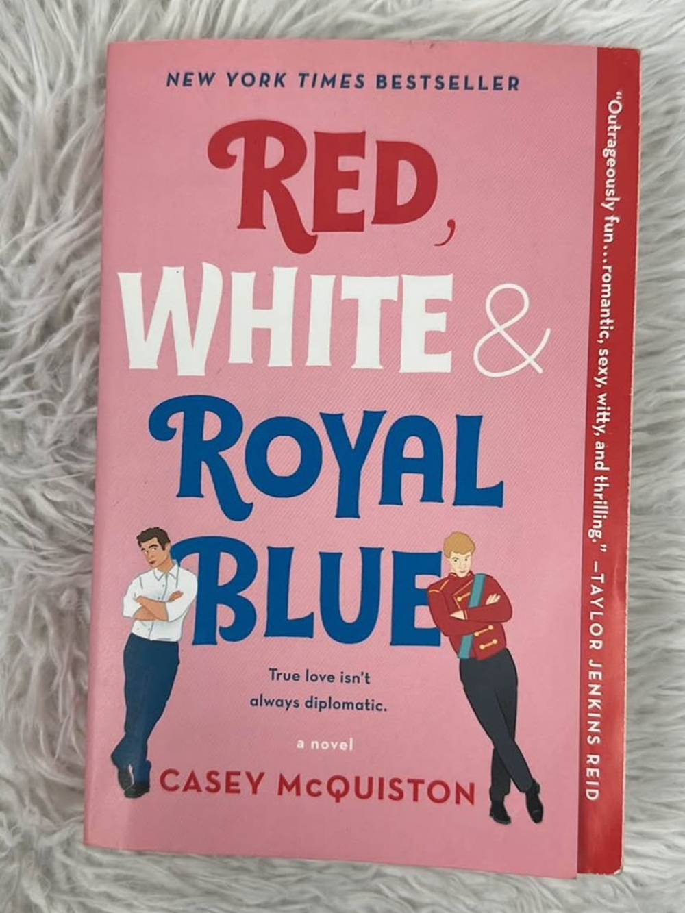 Red, White & Royal Blue by Casey McQuiston Romance Book LGBT Booktok